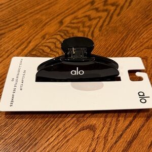 ALO Yoga Black Hair Claw Clip NEW